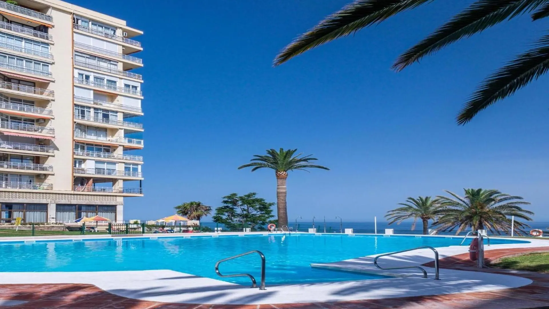 טורמולינוס Ocean-View Apartment With Beach Access 0*,  ספרד