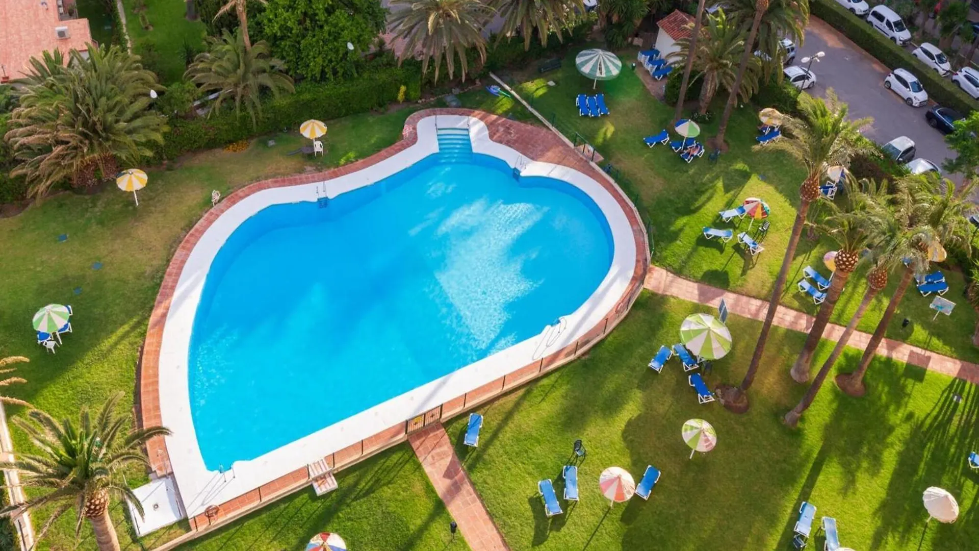 טורמולינוס Ocean-View Apartment With Beach Access